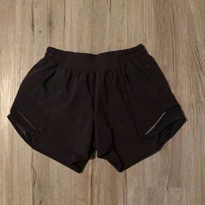 Lululemon hotty hot short